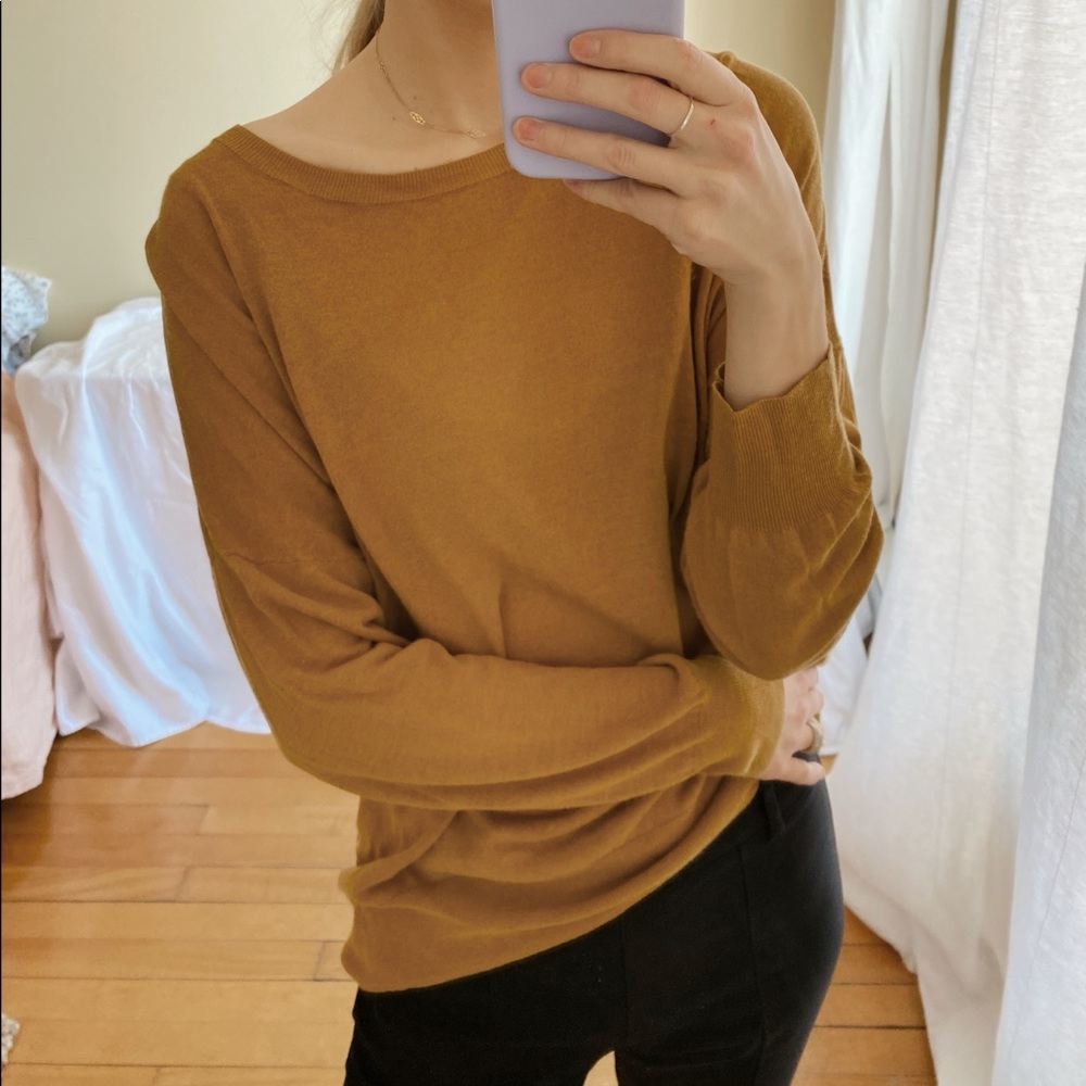 Lightweight knit